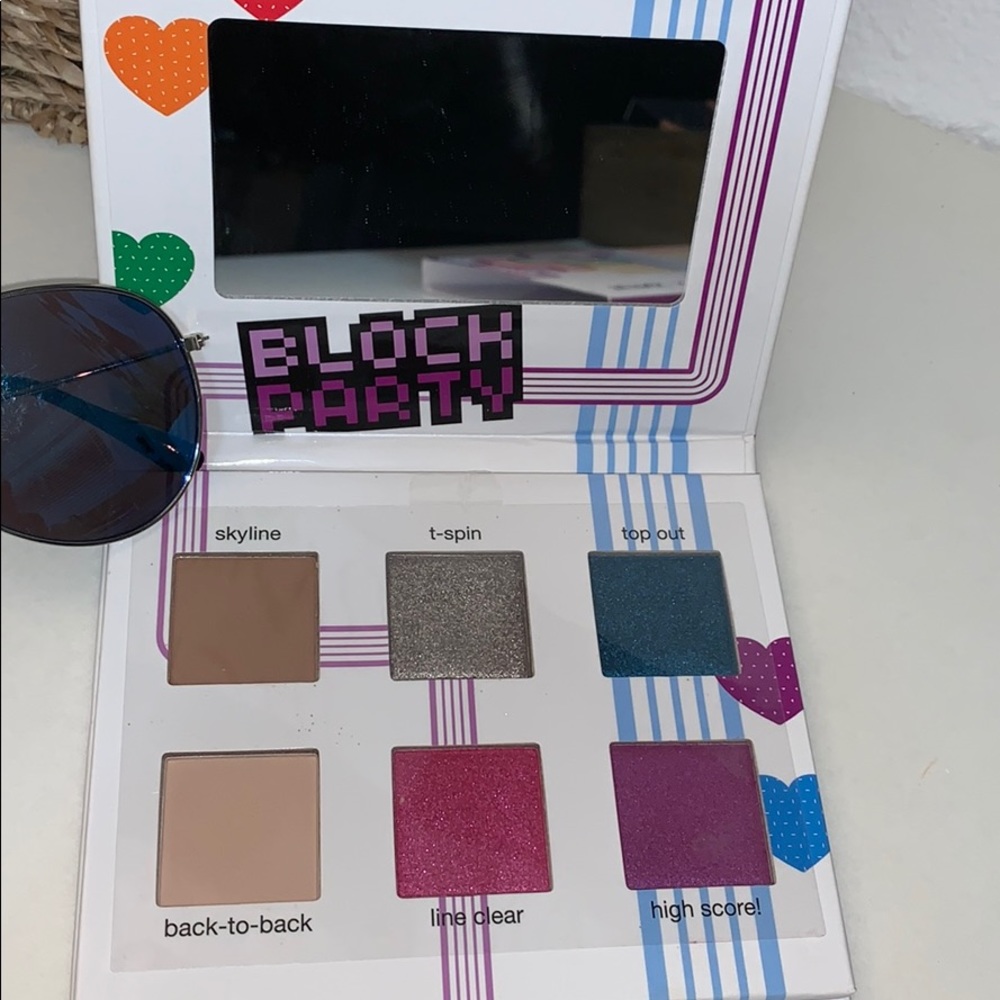 New, Tetris by Ipsy 6 Eyeshadow palette
